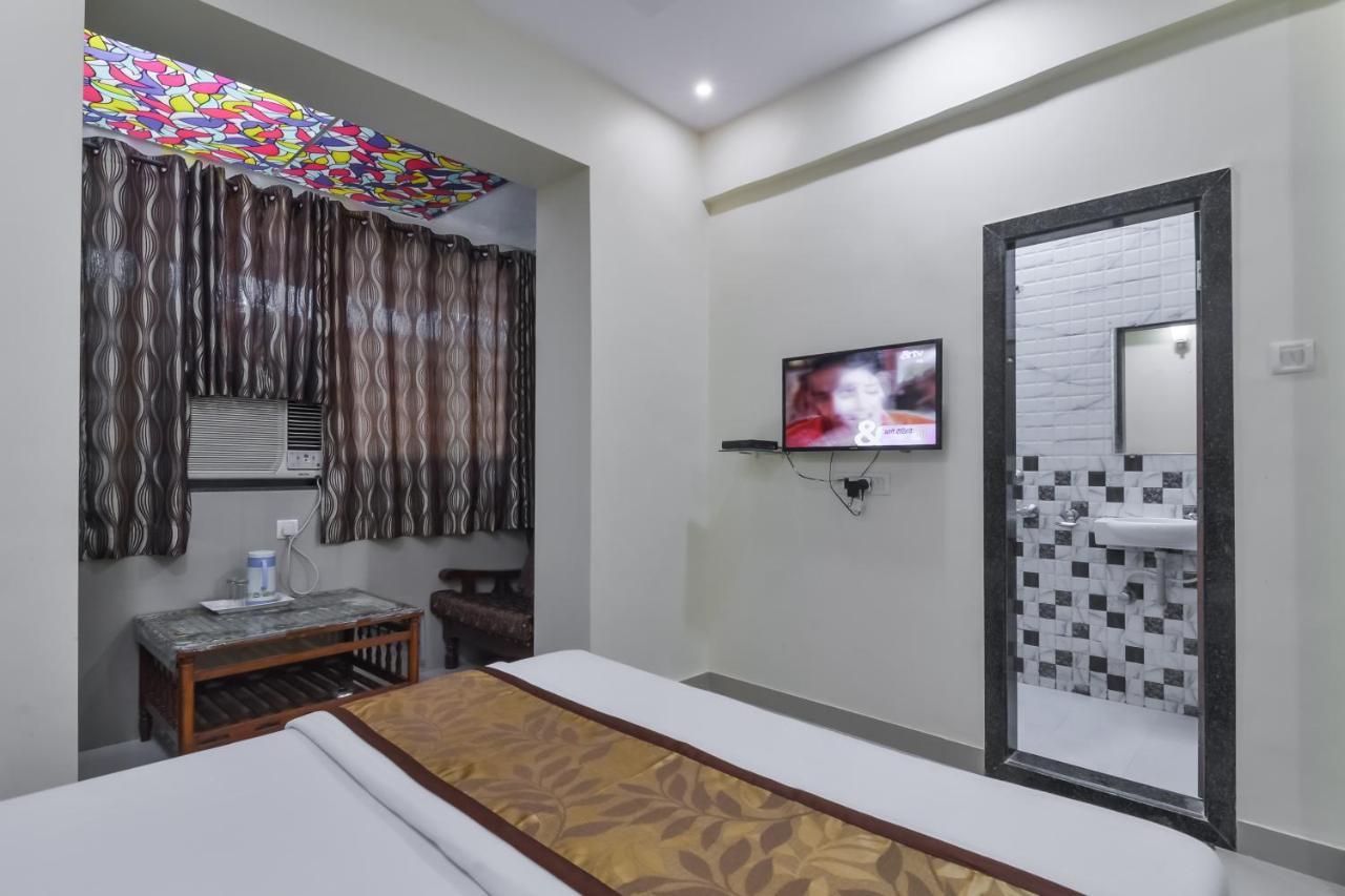 Hotel Aroma- Dadar — Photos 1